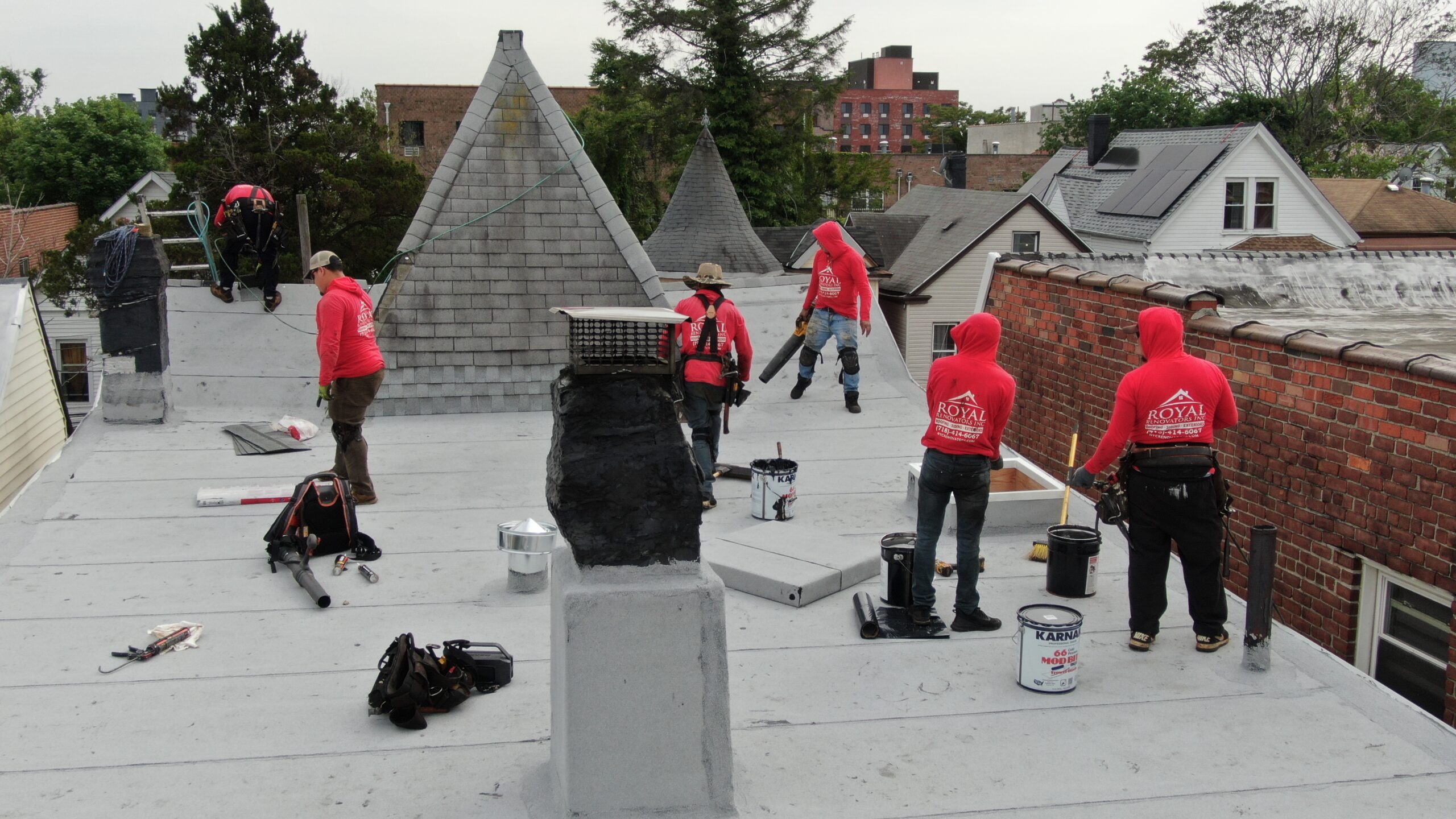 winter roof damage queens snow ice roof icicles gutter damage residential home